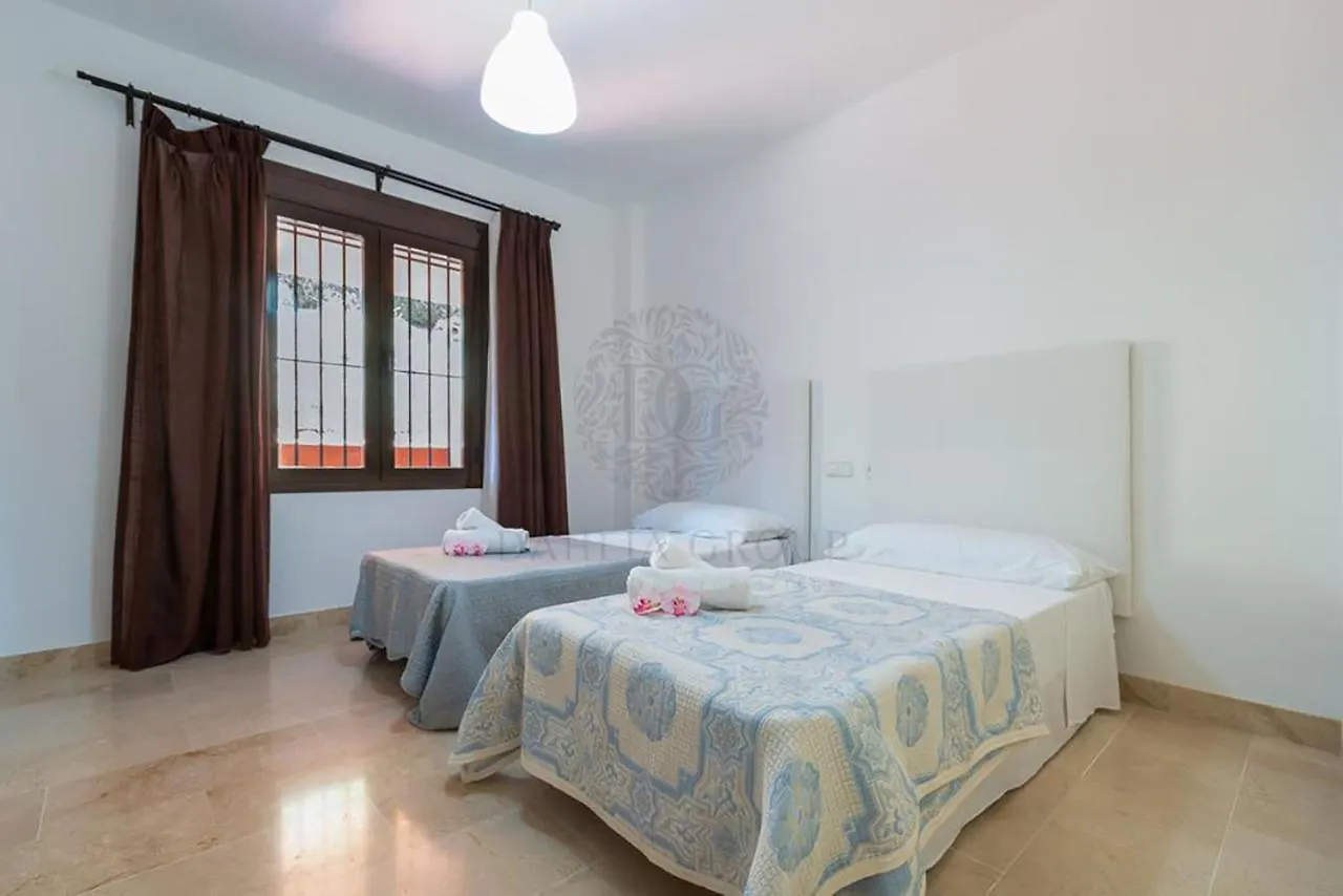 Beach & Golf Estepona Villa Spain
