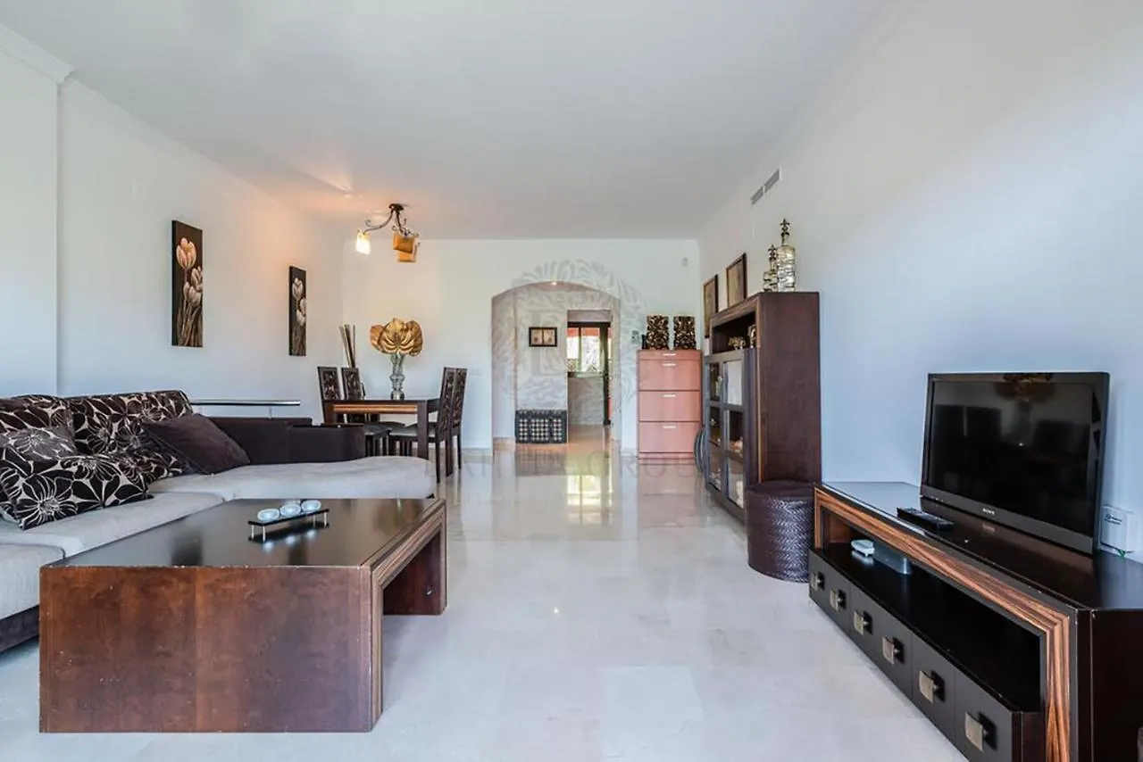 Beach & Golf Estepona Villa 0*,